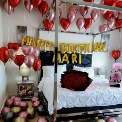 Balloon room decoration