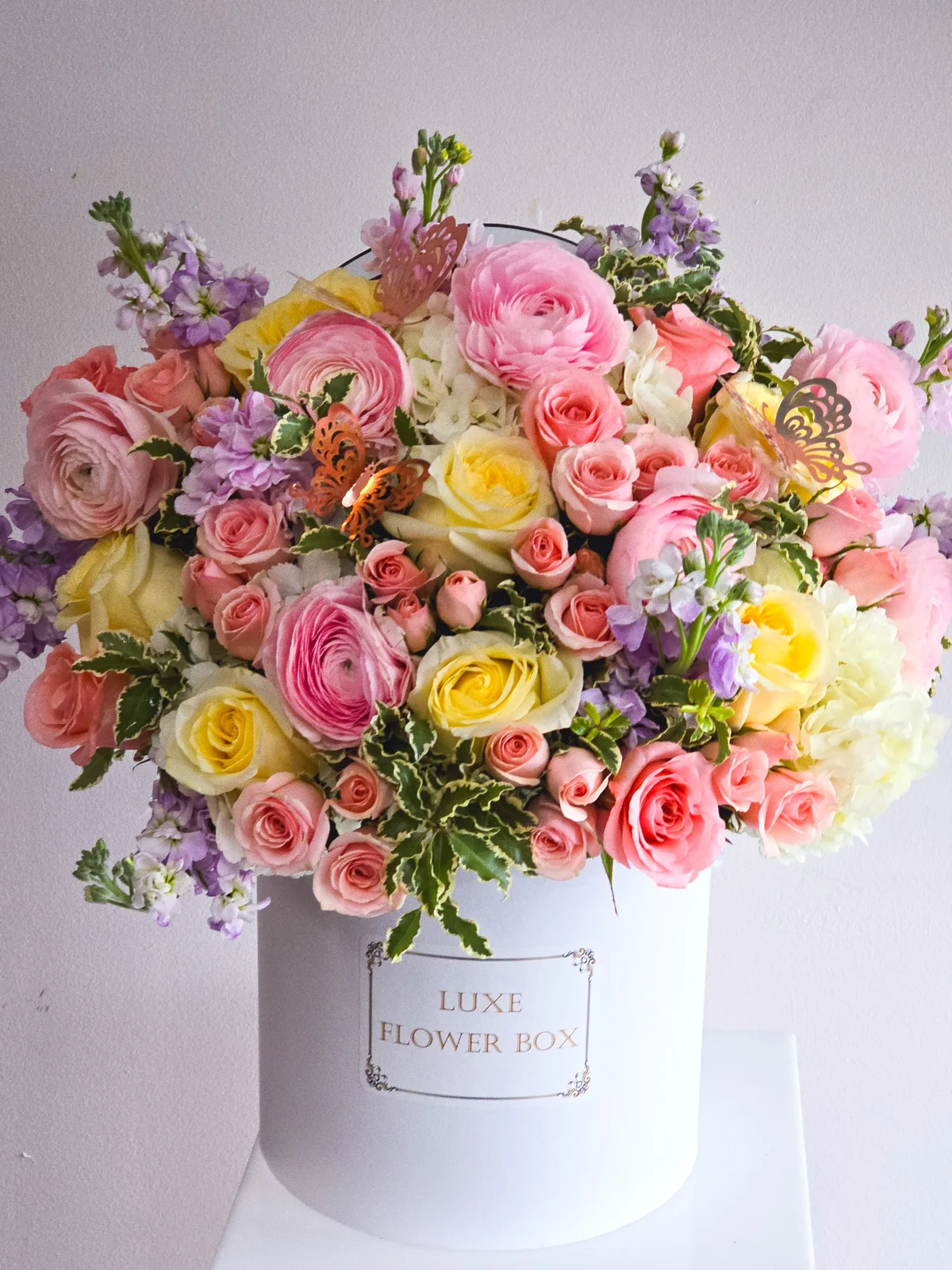 "Mia" Flower Box Ranunculus, Garden Roses, Spray roses