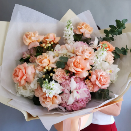 "Blushing Blooms" Bouquet
