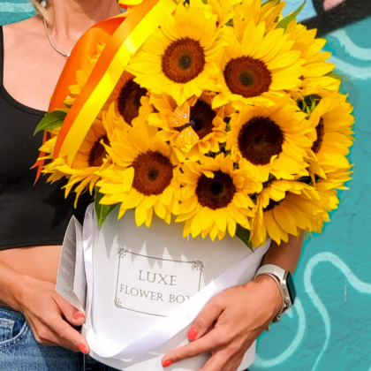 "Sunflower Splendor" arrangement